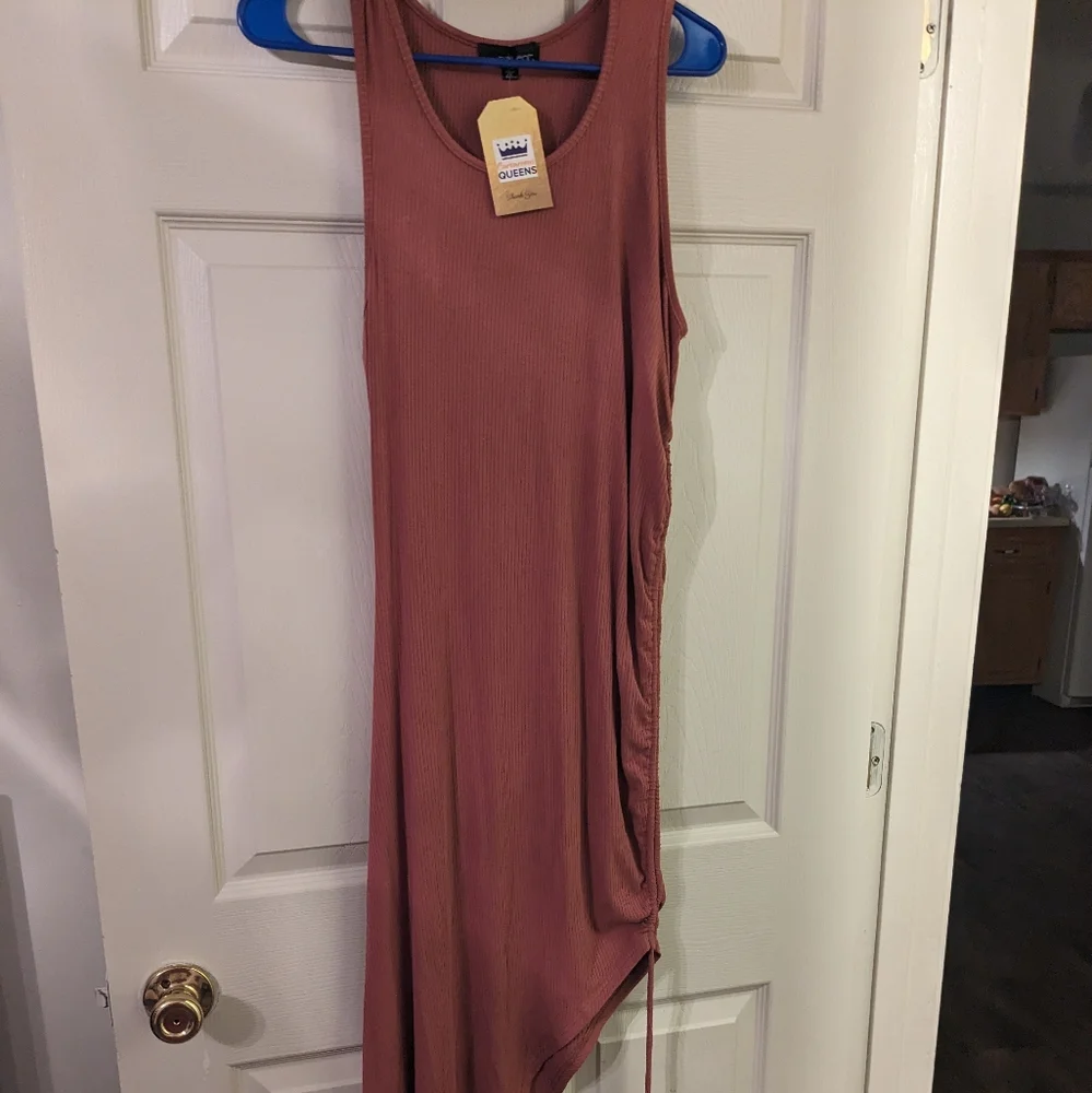 Mauve dress - Picture 1 of 4